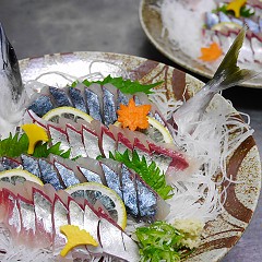 サバのお造りの画像