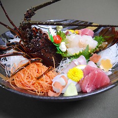伊勢海老付きクエ鍋の画像