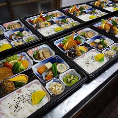 お弁当の画像