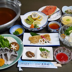 ハモフルコースの画像