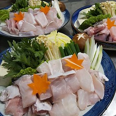 クエ鍋コースの画像