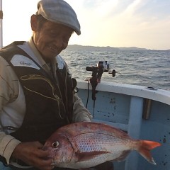 ■9月1日（木）昼便・タテ釣りの写真その2