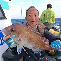 ■10月12日（水）昼便・ウタセ真鯛釣りの写真その2