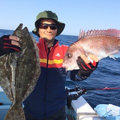 5月2日（水）午前・アジ釣り・午後便・マダイ釣りの写真その1