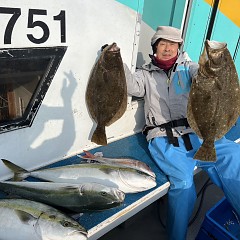 1月 15日（水）一日便・ヒラメ釣りの写真その1