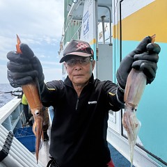8月 8日（金）一日便・スルメイカ釣りの写真その3