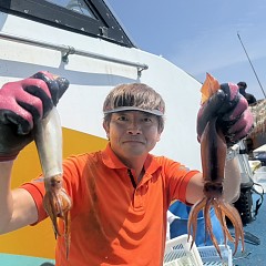 8月 14日（木）一日便・スルメイカ釣りの写真その3