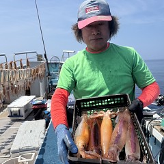 8月 15日（金）一日便・スルメイカ釣りの写真その3
