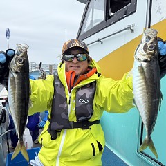 4月 15日（水）8時出船・アジ釣りの写真その1