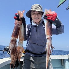 8月 10日（月）一日便・スルメイカ釣りの写真その3