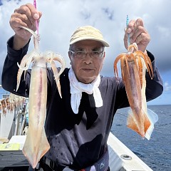 8月 14日（金）一日便・スルメイカ釣りの写真その3